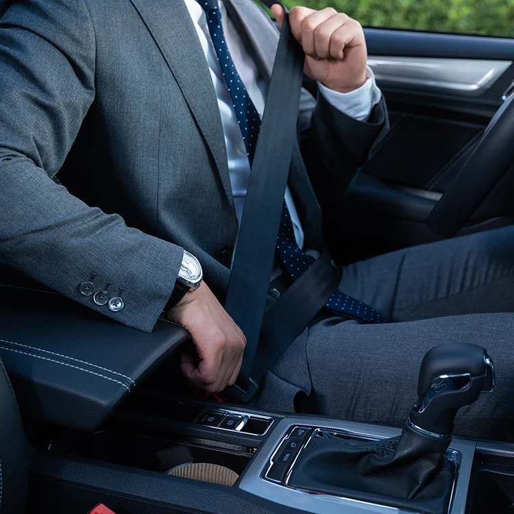The working principle and use of car seat belt.